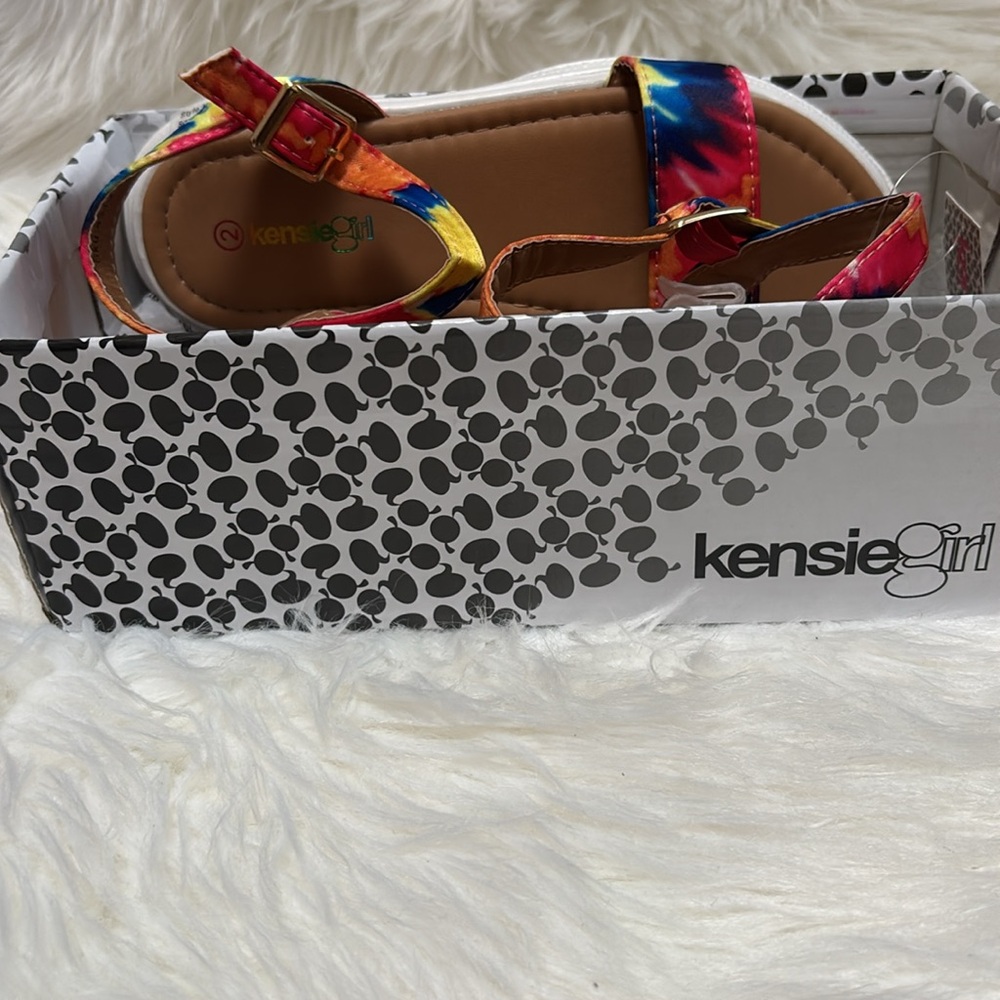 Kensie Girl Vibrant Tie-Dye Kids Sandals - Picture 2 of 2